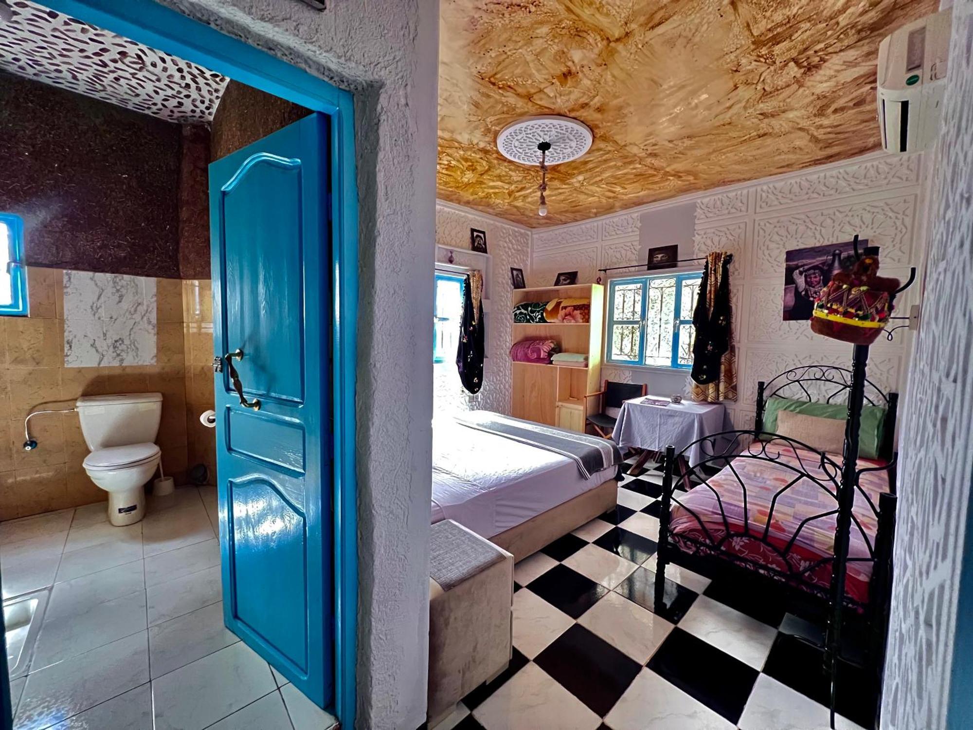 La Maison Traditionnelle Hotel Et Guesthouse Tafraout Exterior photo